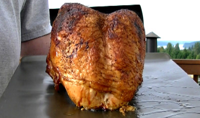 SmokingPit.com - How to smoke a Thanksgiving turkey. how long to smoke it and when to carve it! Wood fire smoked Turkey doesn't get any better.