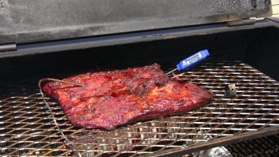 SmokingPit.com BBQ -Smoked Beef Brisket -  Beef recipes and how to videos on  slow cooking on the Traeger texas smoker grill.  Smoking meats information and Treager Pellets Tacoma WA Washinton SmokingPit.com