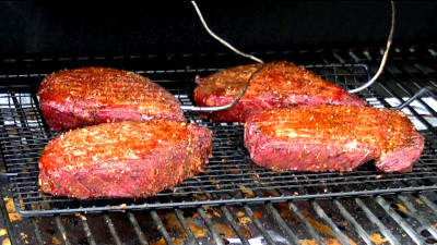 SmokingPit.com - Hickory Smoked Top Round Steak with Spicey Blue Cheese Sauce -  Roast Beef - London Broil  Beef recipes and how to videos on  slow cooking on the Traeger texas smoker grill.  Smoking meats information and Treager Pellets Tacoma WA Washinton SmokingPit.com