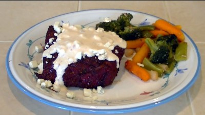 SmokingPit.com - Hickory Smoked Top Round Steak with Spicey Blue Cheese Sauce -  Roast Beef - London Broil  Beef recipes and how to videos on  slow cooking on the Traeger texas smoker grill.  Smoking meats information and Treager Pellets Tacoma WA Washinton SmokingPit.com